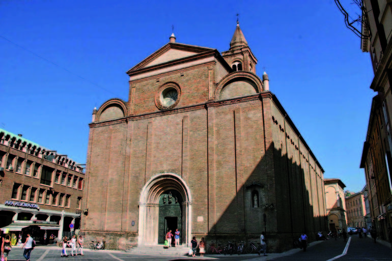 Sabato 24 febbraio la cattedrale di Cesena si tingerà di rosso 
