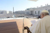 Vaticano, 15 ottobre 2022: Papa Francesco riceve in udienza i membri di Comunione e Liberazione (foto Vatican Media/SIR)