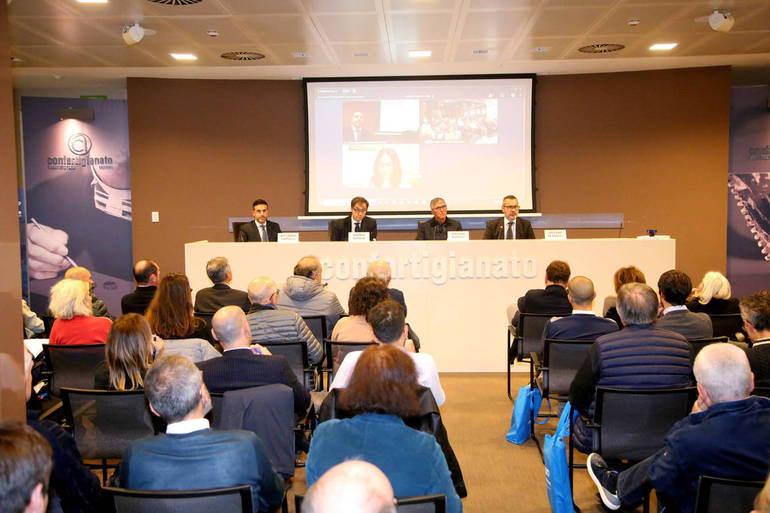 Nella foto il convegno di Confartigianato Cesena su credito e incentivi al tempo della crisi energetica