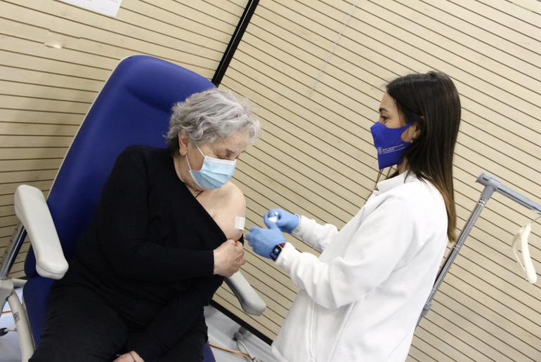 Coronavirus. Gli orari degli hub vaccinali della Romagna. Domani, giovedì 6 gennaio, accesso sempre solo su prenotazione 