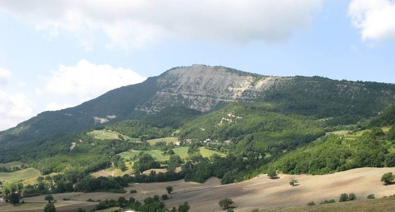Carpegna (wikimedia commons)