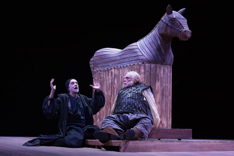 Falstaff e il suo servo al Teatro “Bonci” di Cesena