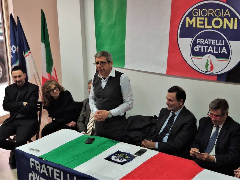 Fratelli d'Italia inaugura una sede in centro a Cesena: una vetrina per i candidati alle regionali