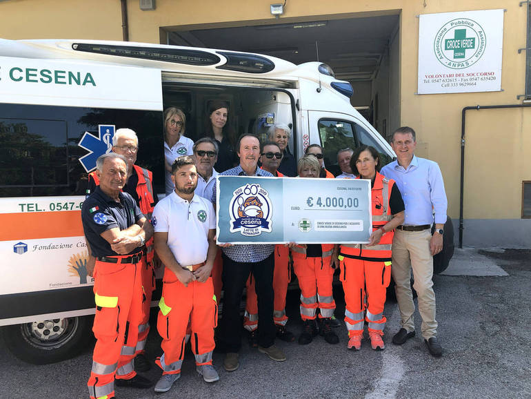 Gelato solidale: dai coni di San Giovanni raccolti 4mila euro per l'acquisto di un'ambulanza