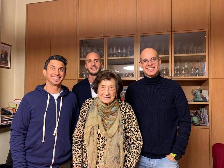Ada Fiuzzi con i nipoti Massimiliano, Michele e Maurizio Montalti