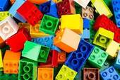 I mattoncini Lego si trasferiscono in via Giordano Bruno
