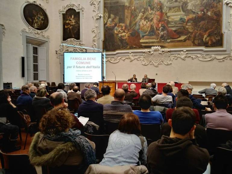 Ieri sera Gandolfini a Cesena: "Oggi purtroppo c'è bisogno di ribadire l'ovvio"