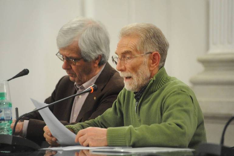 Foto Sandra e Urbano (Cesena). A sinistra Carlo Sarpieri, presidente Auser e Giancarlo Dall'Ara della Caritas diocesana