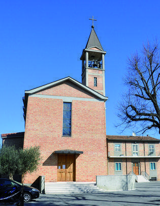 In una foto d'archivio, la chiesa parrocchiale di Bulgarnò