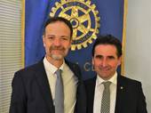 Da sinistra Alessio Avenanti, presidente del Rotary club di Cesena, e l'imprenditore Mauro Righi