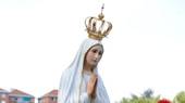 Statua della Madonna di Fatima pellegrina
