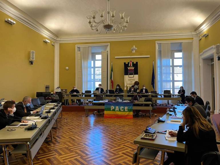 Profughi ucraini a Cesena, il punto in Consiglio comunale