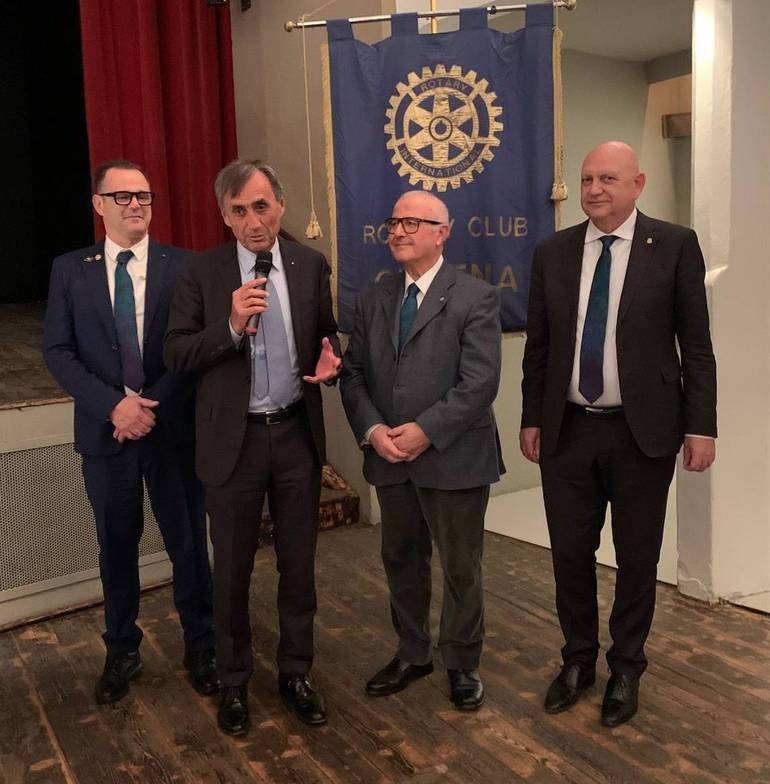 Da sinistra nella foto. Rocco De Lucia (past president), Norberto Fantini (presidente eletto), Paolo Montalti (presidente) e Massimo Cicognani (presidente incoming)