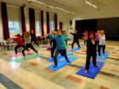 Un corso di hata yoga promosso da Auser