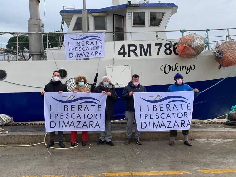 Dall'Adriatico di Romagna solidarietà per i pescatori di Mazara
