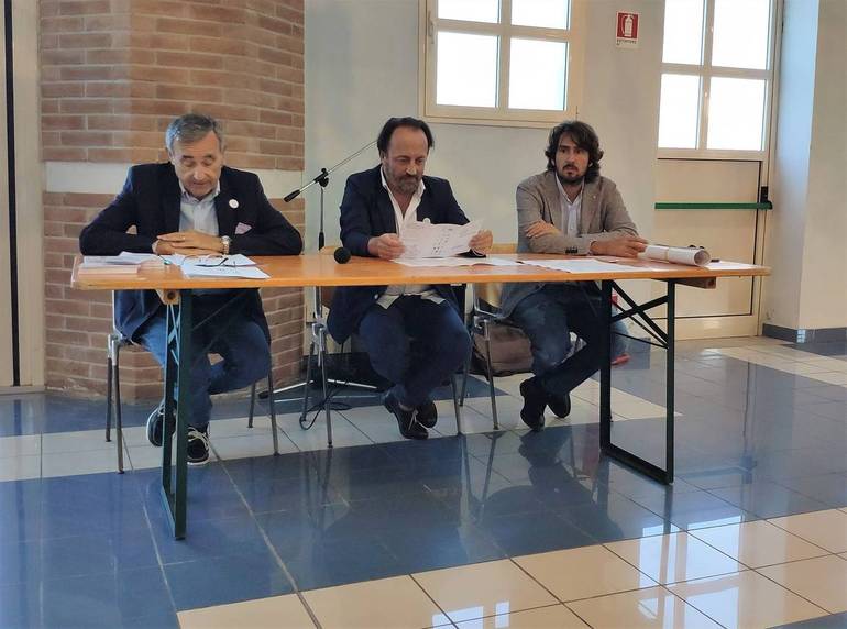 da sinistra, Mauro Gasperini, Paolo Marcelli e Alessandro Piraccini in conferenza stampa