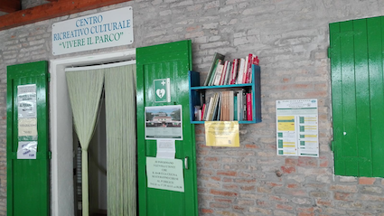 Scambio libri nel verde: a Cesenatico nasce la "Biblioteca del Parco"