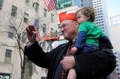 Cardinale Dolan: “Portare via i bambini dalle famiglie è contro la Bibbia e antiamericano”