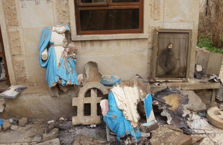Qaraqosh chiese e statue distrutte - Foto AgenSir