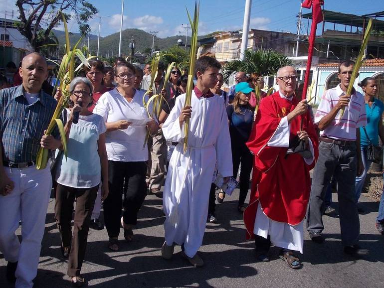 La celebrazione della Domenica delle Palme, ieri a Carupano, nella parrocchia di Playa grande, in Venezuela