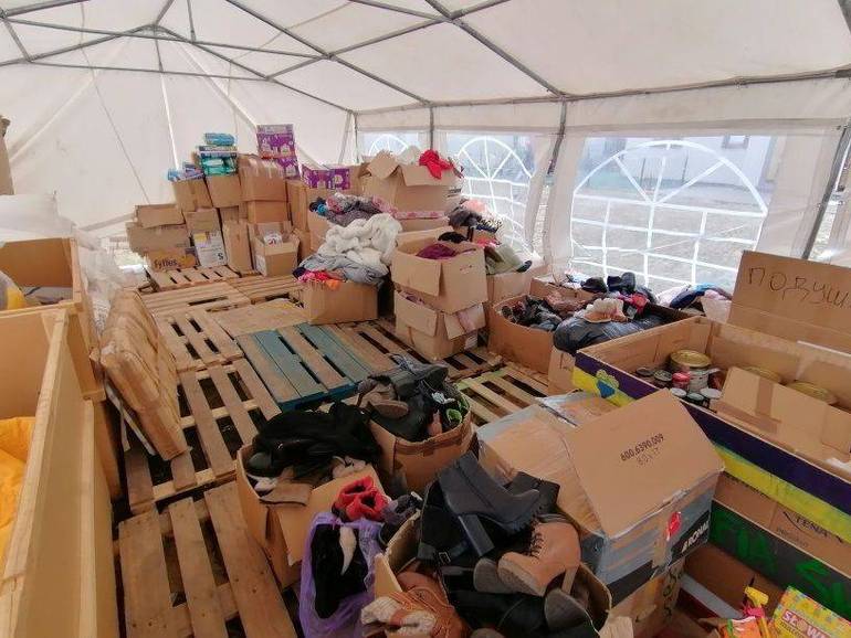 Guerra in Ucraina, Leopoli: centro profughi parrocchia s .Giovanni Paolo II, raccolta aiuti umanitari. Foto SIR