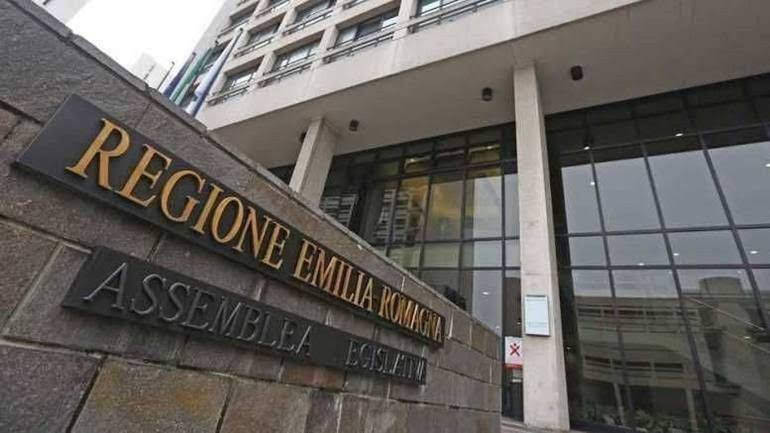 Coronavirus, l'aggiornamento: 26.719 i positivi in Emilia-Romagna dall'inizio della crisi, 121 in più rispetto a ieri. 420 i nuovi guariti, che sal...