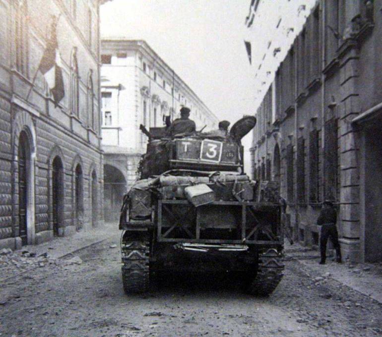 Un'immagine della Liberazione di Cesena, 20 ottobre 1944