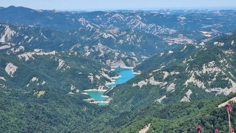 panoramica dal monte Penna sulla diga di Ridracoli - foto archivio Sabrina Lucchi