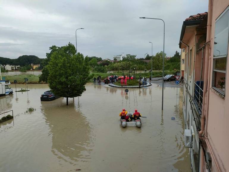 Alluvione a Faenza (foto. Samuele Marchi)