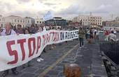 Nave Diciotti: protesta al porto di Catania, “fateli scendere adesso”