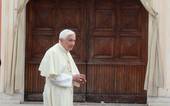 Benedetto XVI nei luoghi del terremoto
