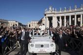 Vaticano, 18 aprile 2022: incontro degli Adolescenti con Papa Francesco. Foto Vatican Media/SIR