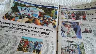 Due pagine del quotidiano La Prensa in uscita oggi a Panama city