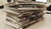 Pila di giornali. Foto archivio Corriere Cesenate