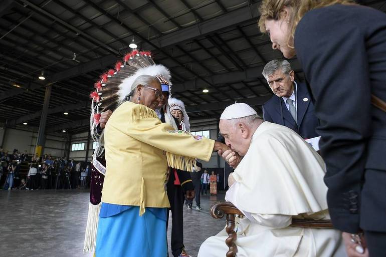 Edmonton, 24 luglio 2022: viaggio apostolico di Papa Francesco in Canada. Accoglienza ufficiale presso l’Aeroporto Internazionale di Edmonton. Foto Vatican Media/SIR