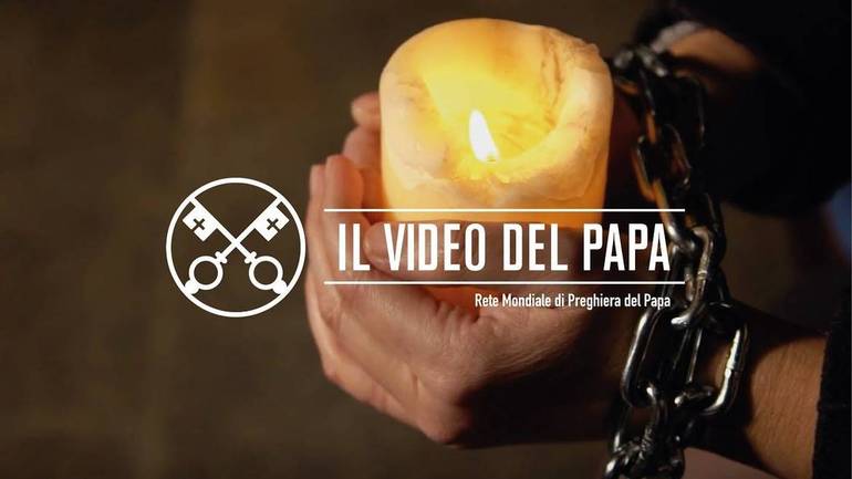Papa Francesco dedica la "preghiera" di agosto alla famiglia