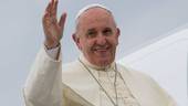 Papa Francesco: “lievi sintomi influenzali senza febbre”