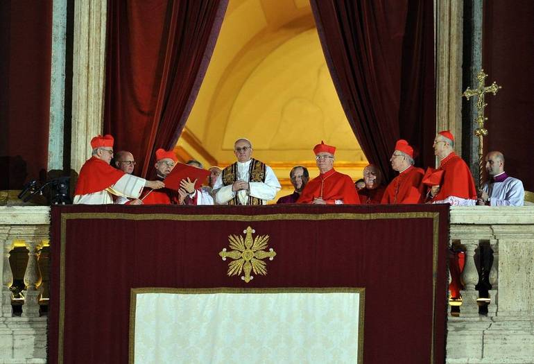 Papa Francesco nel giorno dell'elezione, il 13 marzo 2013. Foto Siciliani-Gennari/SIR
