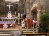 Nella foto, un momento della Messa presieduta dal vescovo Douglas Regattieri