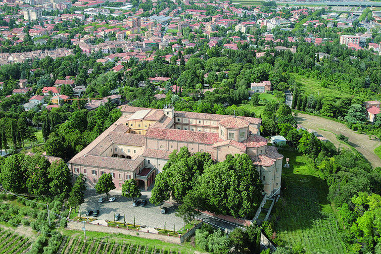 Abbazia di Santa Maria del Monte, a Cesena, vista dall'alto - Foto Mariggiò