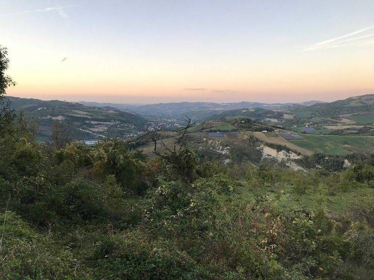 Foto d'archivio Corriere Cesenate. Veduta sulla valle del Savio da Montepetra (Sogliano al Rubicone)