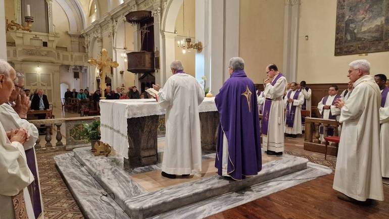Il vescovo Douglas questa mattina a Longiano con i sacerdoti della diocesi