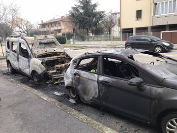 Incendio auto Pievesestina 2021-01-21 (2)
