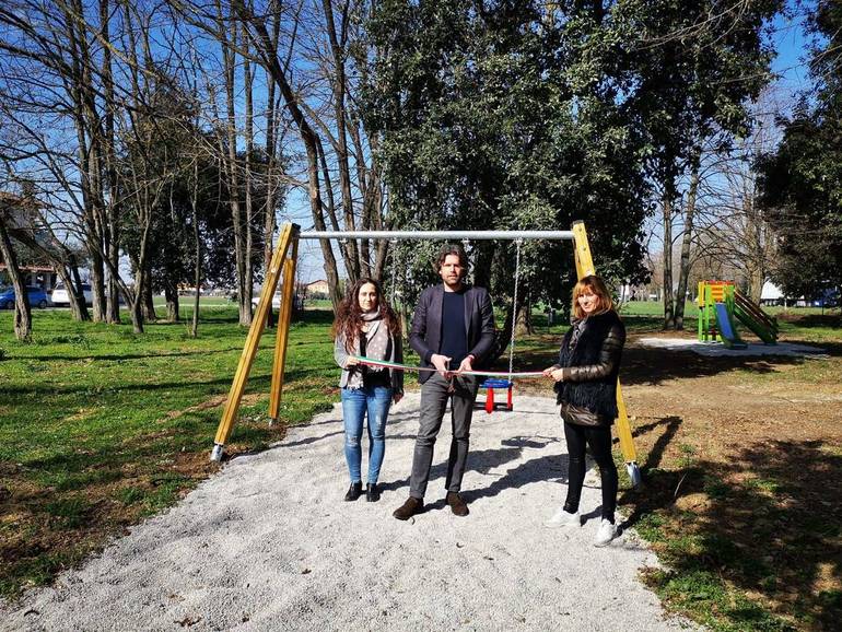 Due parchi rinnovati con giochi a Savignano