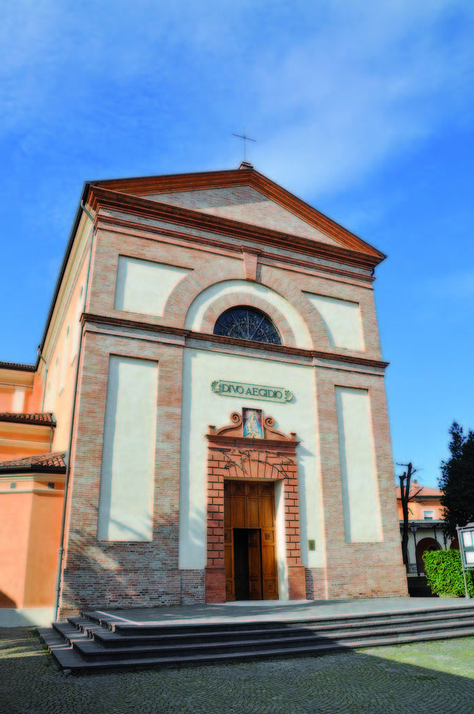 Nella foto d'archivio la chiesa parrocchiale di Gambettola