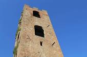 Il "campanone" (torre civica) di Longiano (foto Venturi)