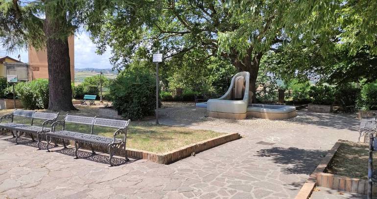 Il giardino Giovanni Paolo II con l'attuale fontana