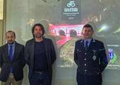 Da sinistra: il vicensindaco e assessore allo Sport Nicola Dellapasqua, il sindaco Filippo Giovannini e Alessandro Scarpellini, comandante della Polizia locale