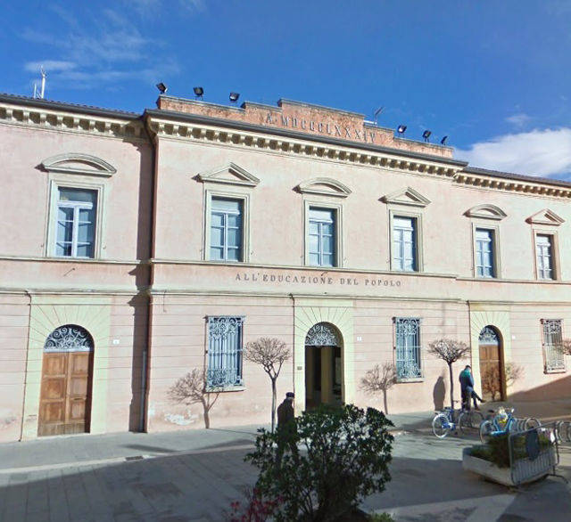 La biblioteca comunale di San Mauro Pascoli, una delle due sedi individuate per il Servizio civile