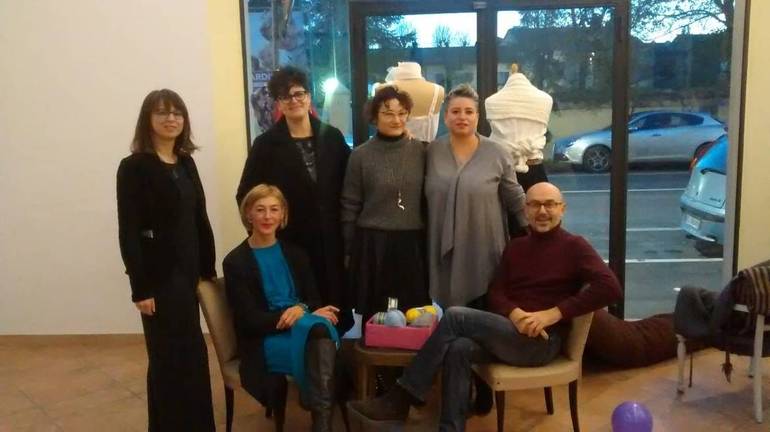 Nella fotografia da sinistra Barbara Boattini, Vanna Brocculi, Elena Baccini, Eleonir Belletti, Barbara Neri e il presidente dell'Aps Marcello Tosi